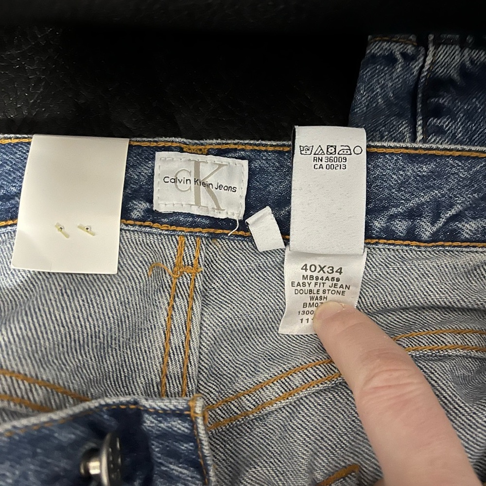 NWT Calvin Klein Straight Leg Premium Jeans - Picture 5 of 6
